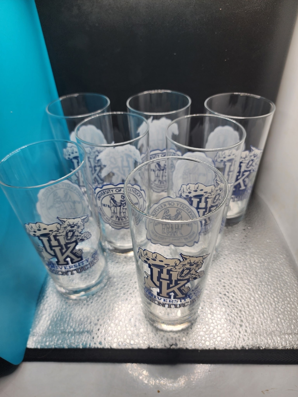 University of Kentucky Blue Logo Glass Set of 7 ( United We Stand ) BP Oil Prom